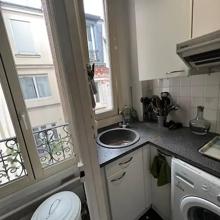 Champs Elysees Vue Sur Tour Eiffel Apartman *